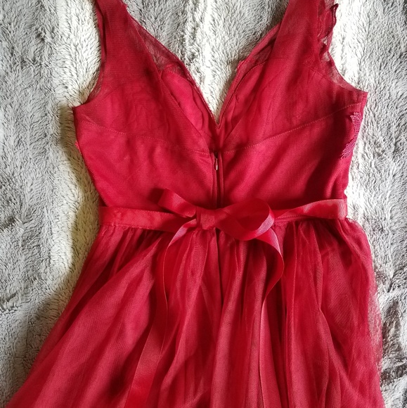 Beautiful burgundy prom dress - Picture 5 of 7